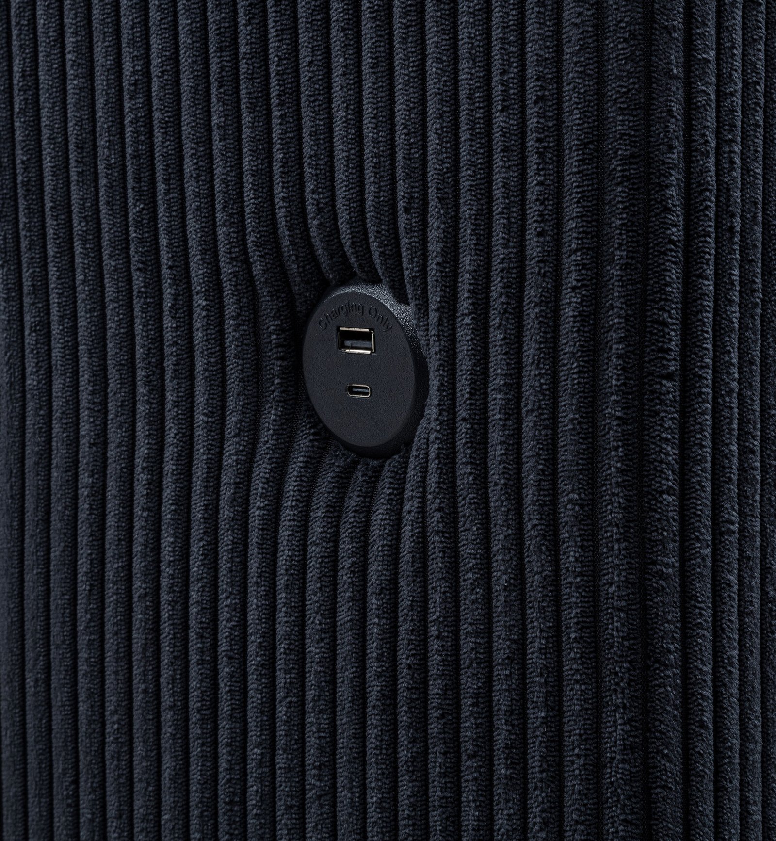 Tisdall Eastern King Flame Visualizer Wingback TV Bed Black - Image 12